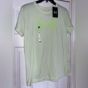 NWT, Under Armour Fish Hook Logo Top, Size Medium